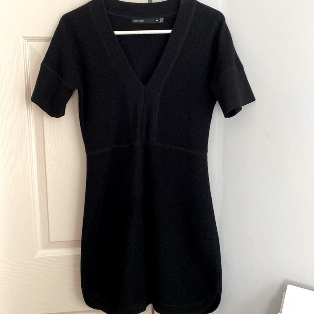 Beautiful luxurious tunic. Great for winter for dress up or dress down.
